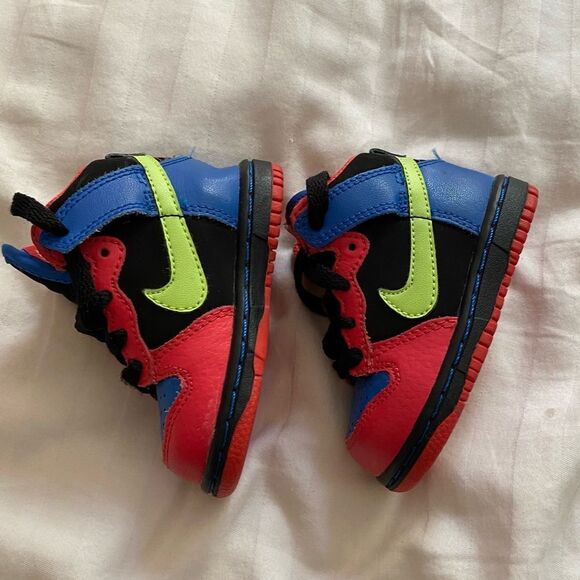 🍄 Baby Nike Jordan’s Dunks High Tops - Picture 4 of 13